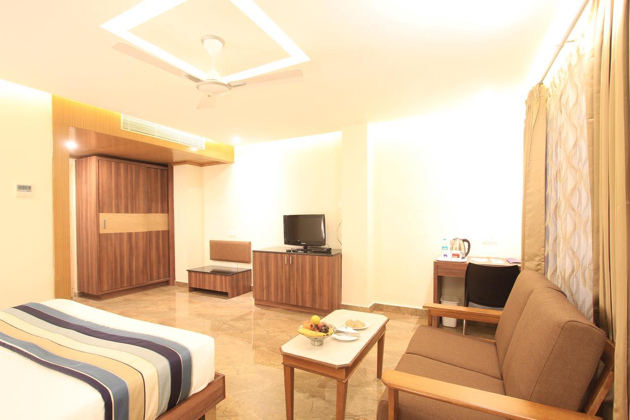 Sandesh Pride Mysore Ngoại thất bức ảnh