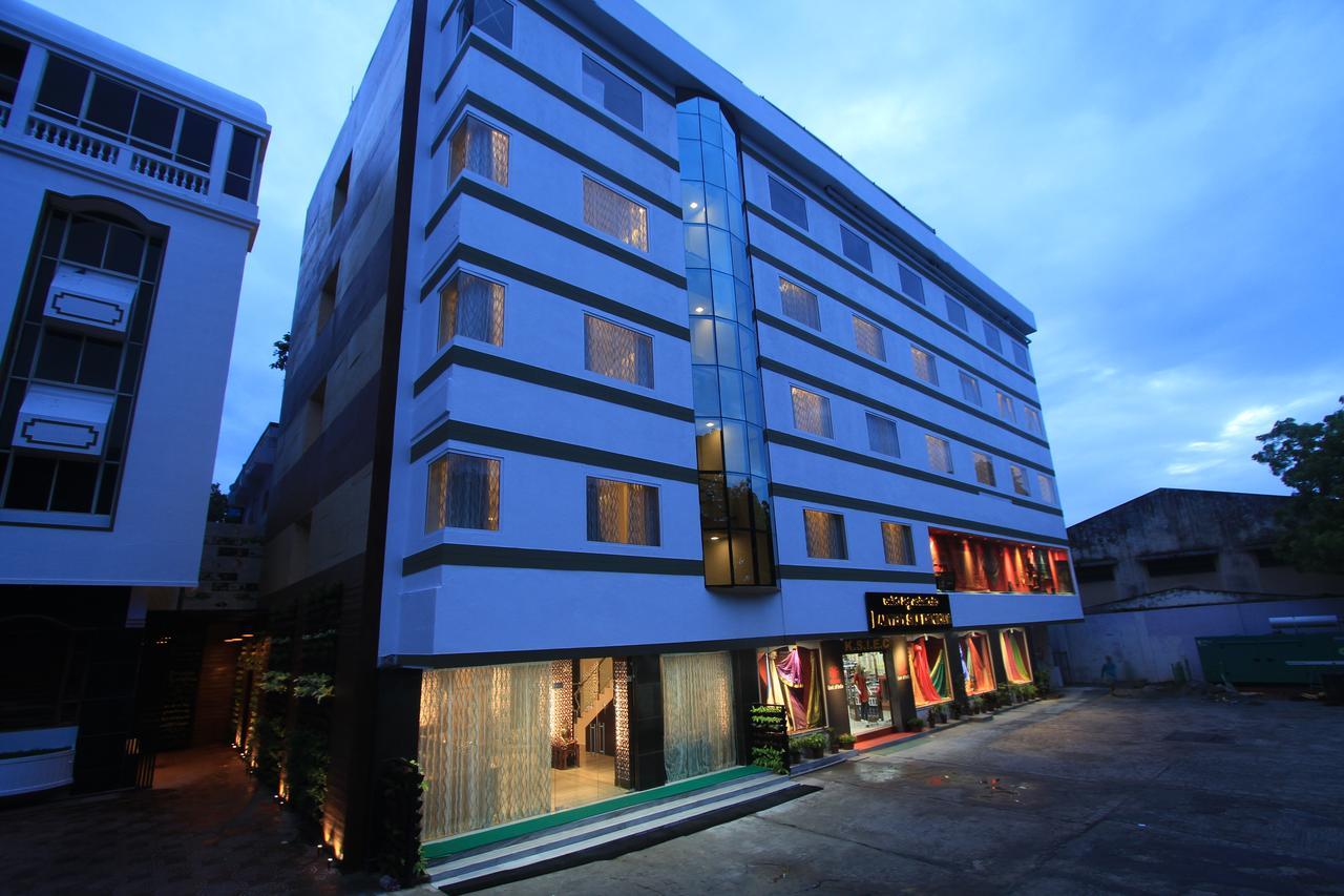 Sandesh Pride Mysore Ngoại thất bức ảnh
