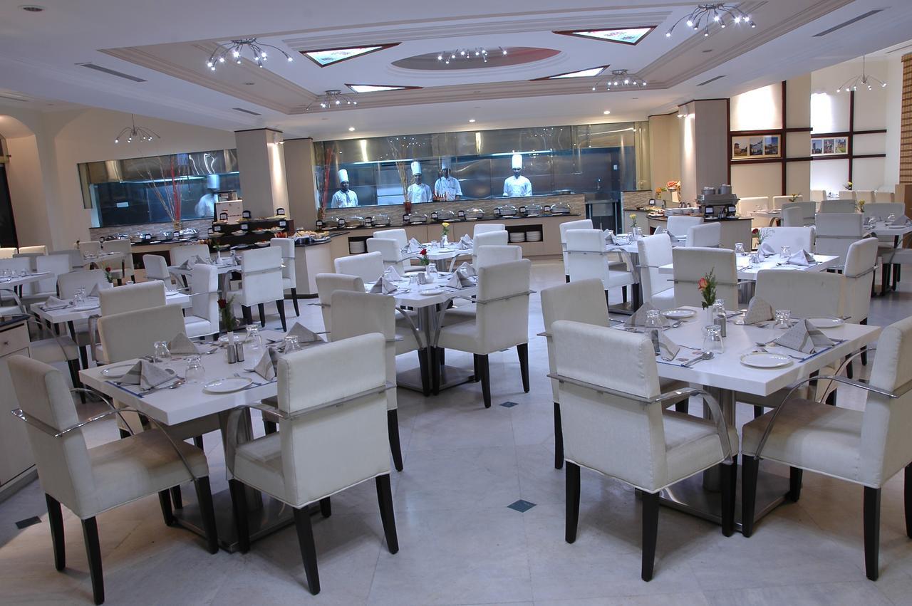 Sandesh Pride Mysore Ngoại thất bức ảnh